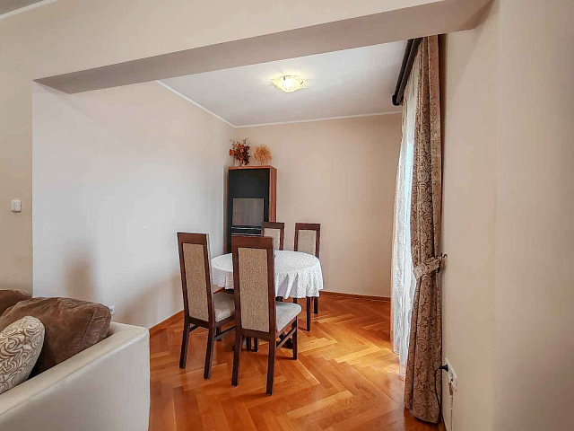 Helle 3-Zimmer-Wohnung, 78 m², Budva — photo 8